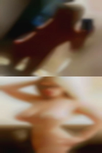 Derrochesney, naked